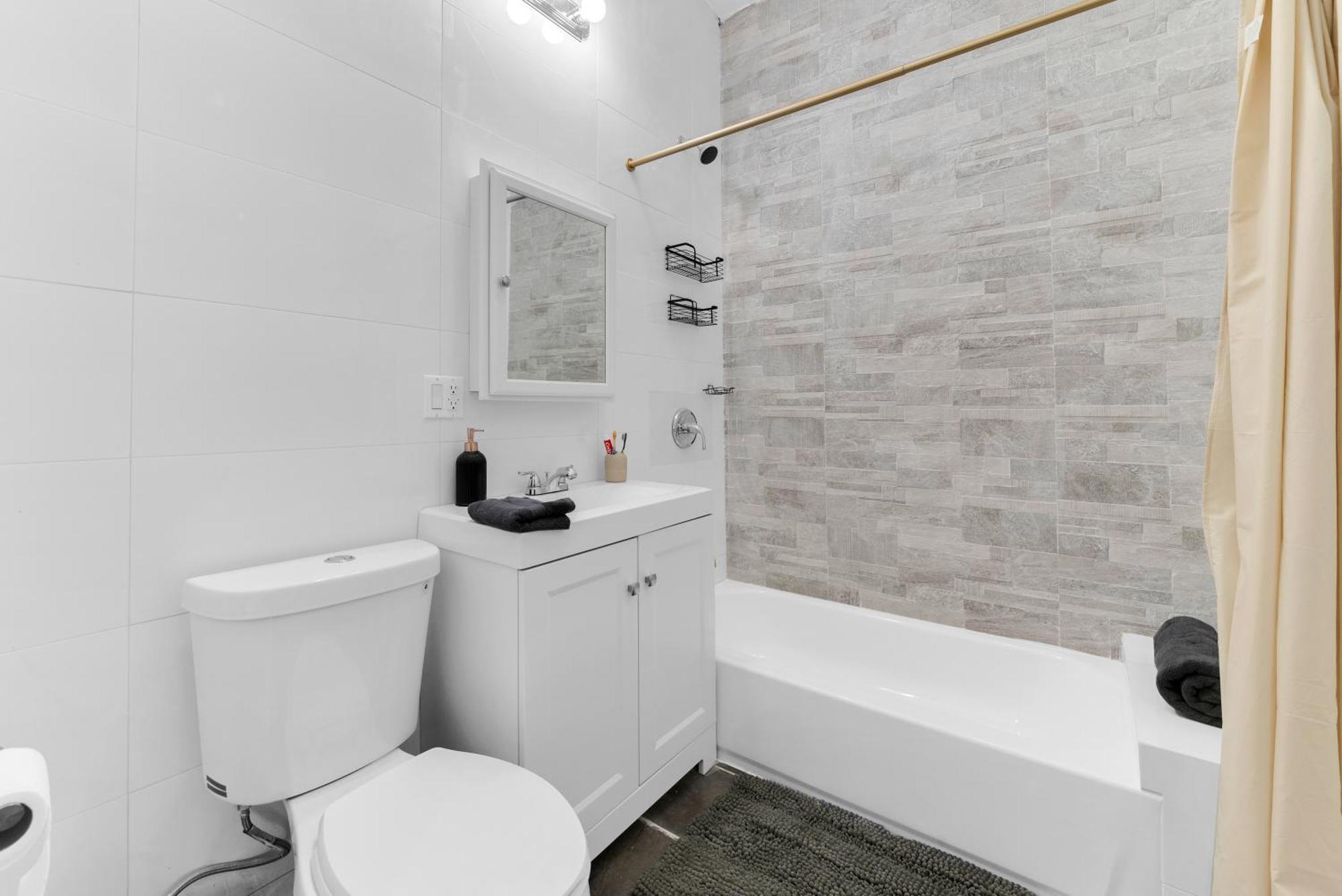 Charming 2Br Bkyrd Near Williamsburg Lägenhet New York Exteriör bild