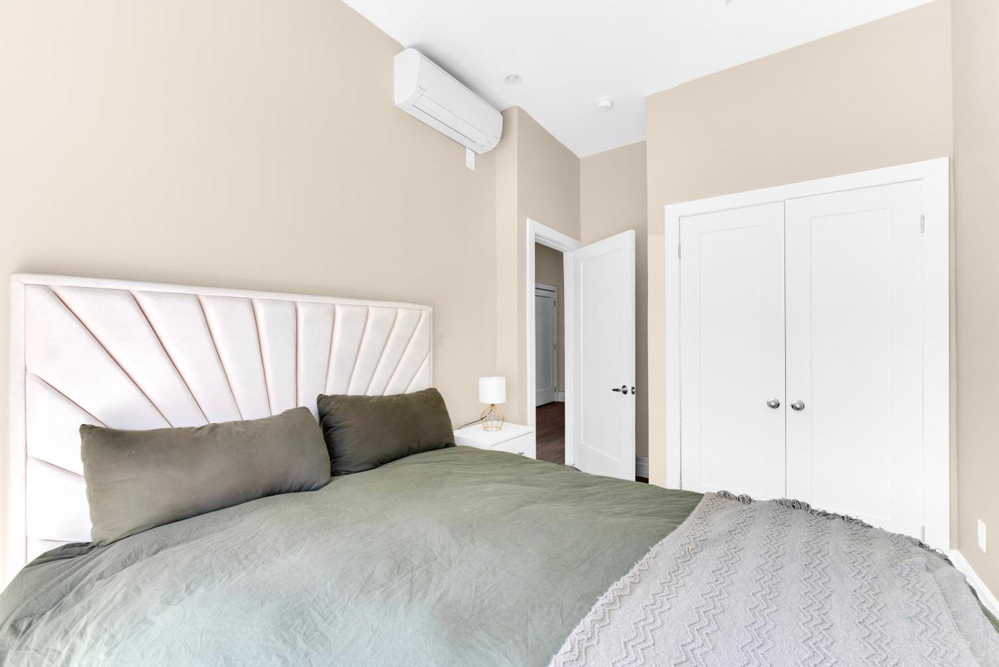 Charming 2Br Bkyrd Near Williamsburg Lägenhet New York Exteriör bild